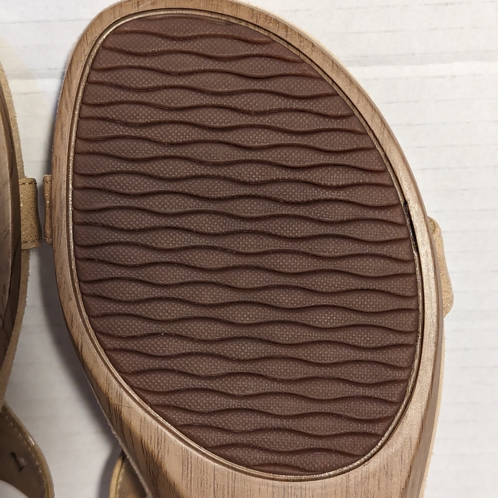 Vionic Tan Wedge Sandals with Stud Accents - Picture 14 of 15